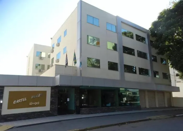Castel Plaza Hotel